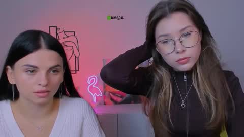 Snapshot of nicole_muah chatting on 09.29.25 nicole_muah online show from 09.29.25