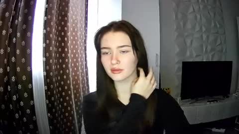 nicole_todd online show from 12.12.24