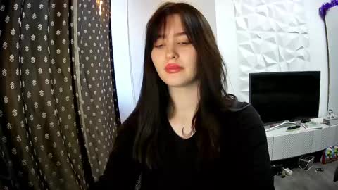 nicole_todd online show from 12.17.24