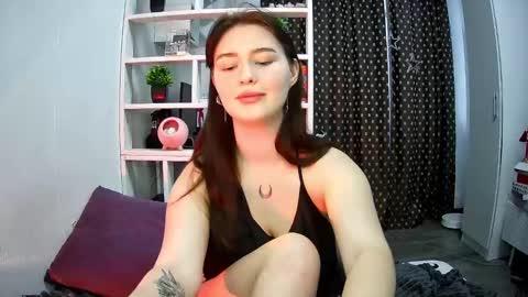 nicole_todd online show from 01.10.25