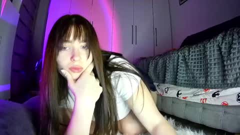 nicole_todd online show from 01.17.25