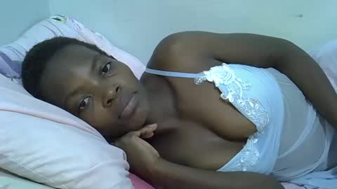 nicoleberry254 online show from 02.04.25