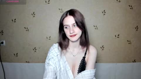 Snapshot of nicoledaviss_ chatting on 02.25.26 NicoleDavis online show from 02.25.26