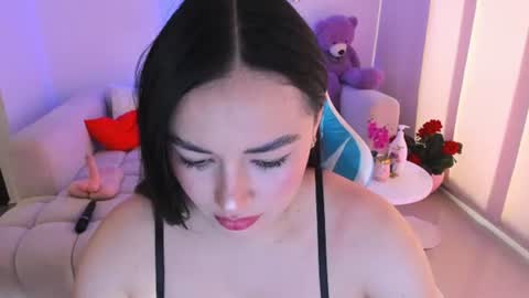 Nicolle online show from 06.24.26