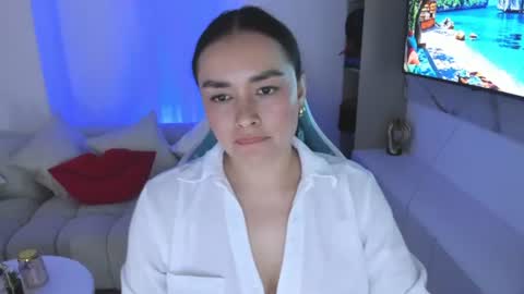 Nicolle online show from 07.09.26