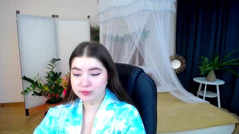 nicolefoxery online show from 12.06.24