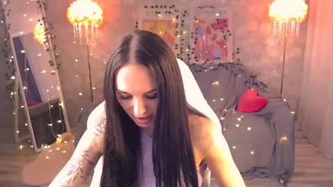 Nicole online show from 06.07.26