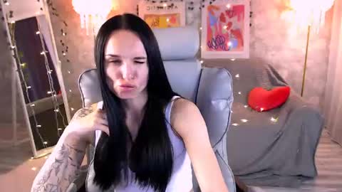 Nicole online show from 06.18.26
