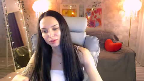 Nicole online show from 06.21.26