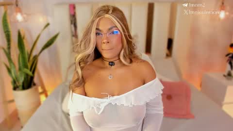 Andrea give it a thumbs up please its important  online show from 06.05.26