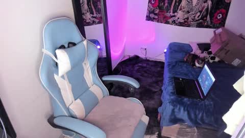 Snapshot of nicolepeachx chatting on 01.27.25 Nicol independent model online show from 01.27.25