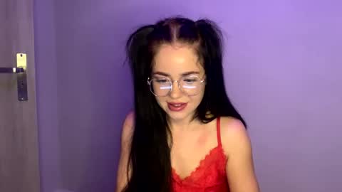 Nicole online show from 03.26.26