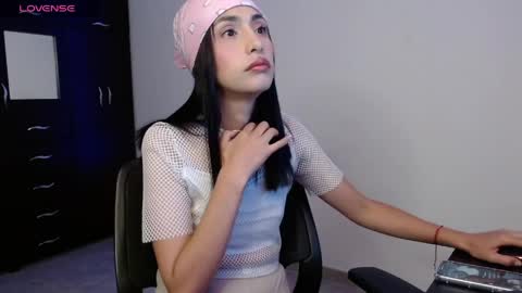 Nicole online show from 03.30.26