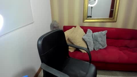 Snapshot of nicolettcolin chatting on 01.05.26 Nicolettcolin online show from 01.05.26