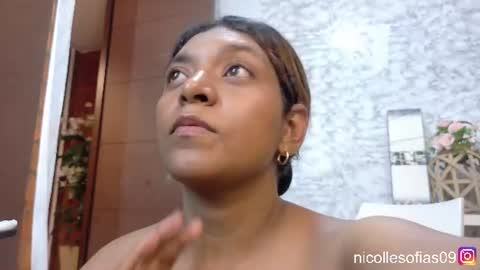 nicolle4 online show from 06.25.26
