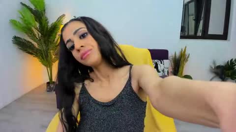 Nicole online show from 04.19.26