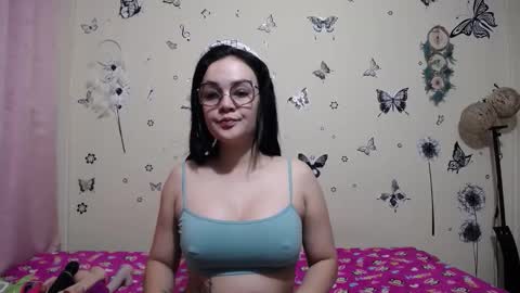 nicolle_sky online show from 06.09.26