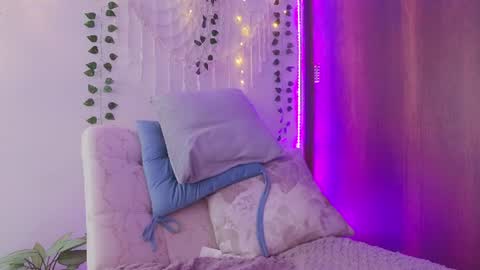 Nicolle online show from 07.28.26