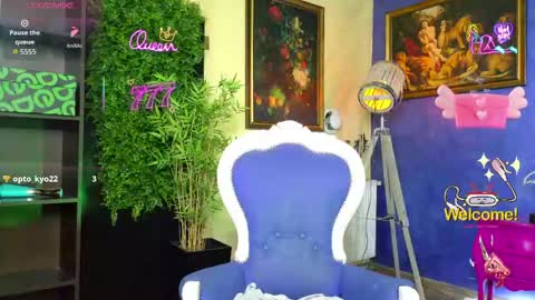 Snapshot of nicollepalmer chatting on 05.13.26 Nicolle online show from 05.13.26