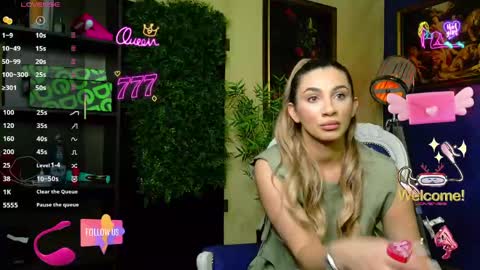 Nicolle online show from 06.04.26