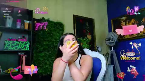 Nicolle online show from 07.23.26