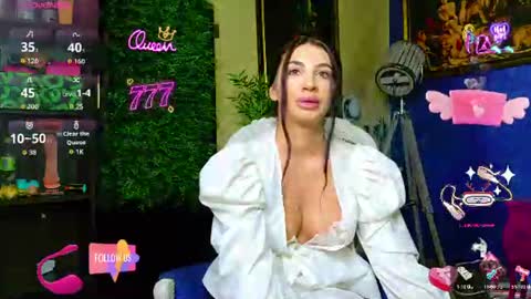 Nicolle online show from 07.25.26