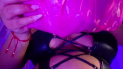 Nicolle Miley online show from 06.14.26