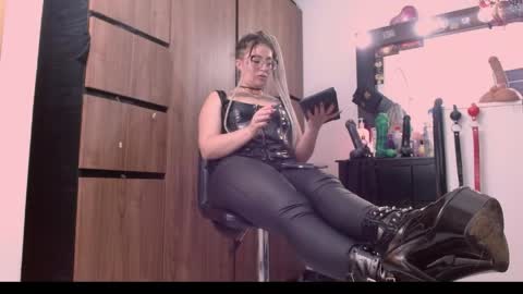 nicolmiss online show from 05.15.26