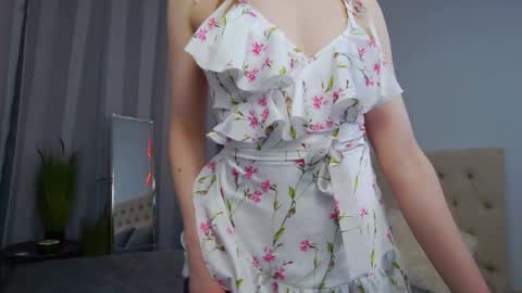 Snapshot of nicolros chatting on 05.23.26 NicolRos online show from 05.23.26