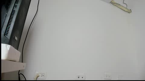 Snapshot of nicolsexi_69 chatting on 10.25.25 nicolsexi_69 online show from 10.25.25