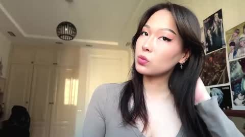 Snapshot of nievesshippey chatting on 05.02.26 Hanna online show from 05.02.26