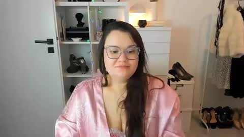 Holly online show from 03.02.26