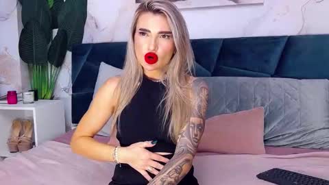 Iris online show from 10.09.25