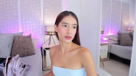 Niicole online show from 01.23.25