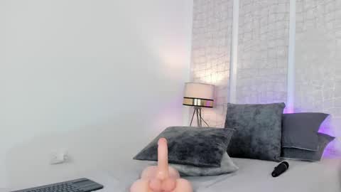 Niicole online show from 03.11.25