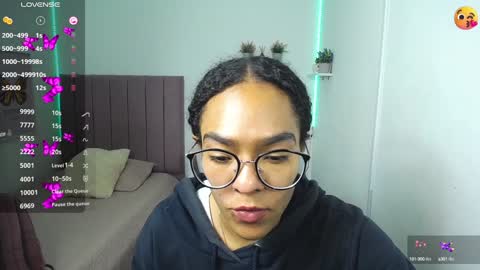          online show from 01.04.25