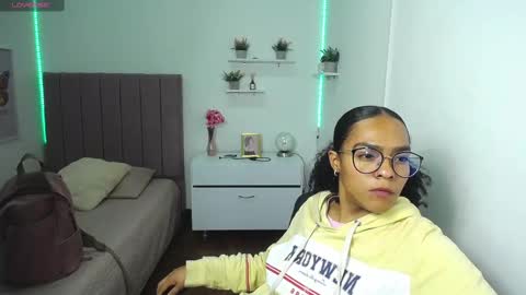          online show from 02.12.25
