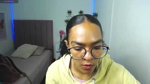          online show from 02.12.25