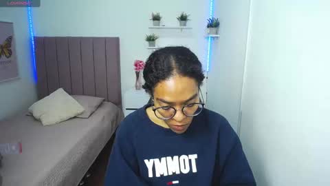          online show from 03.06.25
