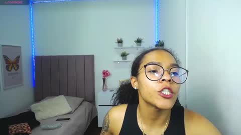          online show from 03.12.25