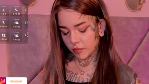 Snapshot of niinaink chatting on 10.02.25 NINAINK online show from 10.02.25