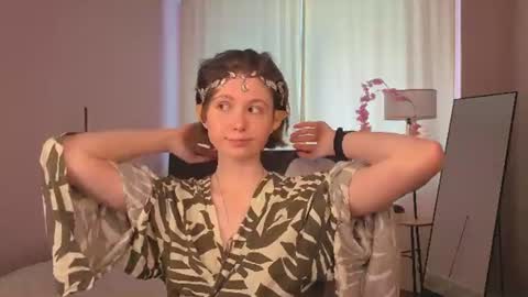 Snapshot of nika_berryy chatting on 07.22.26 Nika online show from 07.22.26