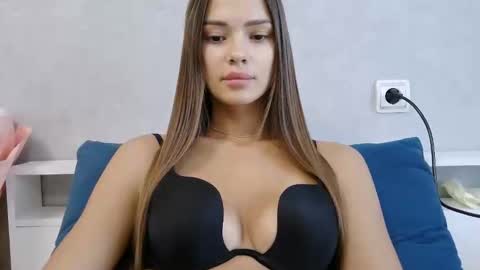 Nika online show from 06.08.26