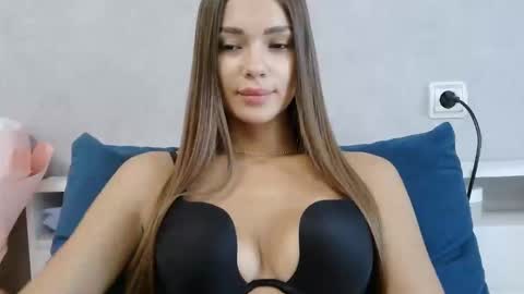 Nika online show from 06.11.26