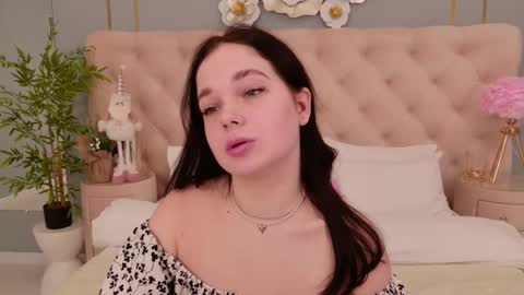 Nika online show from 12.07.24