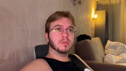 Snapshot of nikceline chatting on 11.05.25 Celine online show from 11.05.25