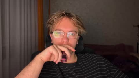 Snapshot of nikceline chatting on 02.03.26 Celine online show from 02.03.26