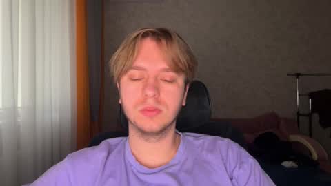 Snapshot of nikceline chatting on 02.14.26 Celine online show from 02.14.26