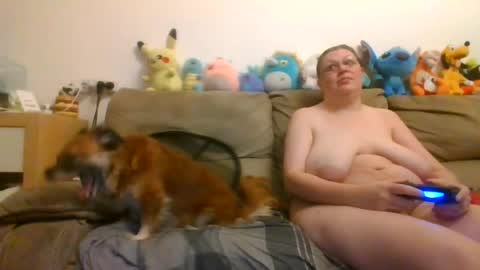 Snapshot of nikeair305 chatting on 07.27.26 Brian and Logan Brogan online show from 07.27.26