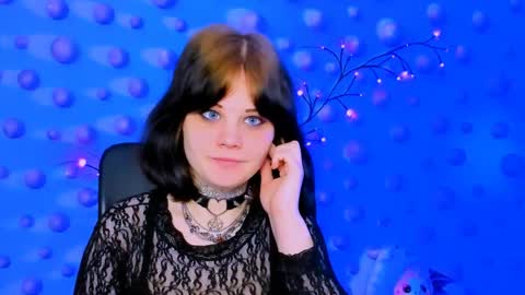 nikki_kiss_ online show from 04.30.26